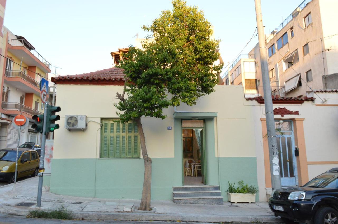 Pireas Port Next To Metro Artistic House Apartment Exterior foto
